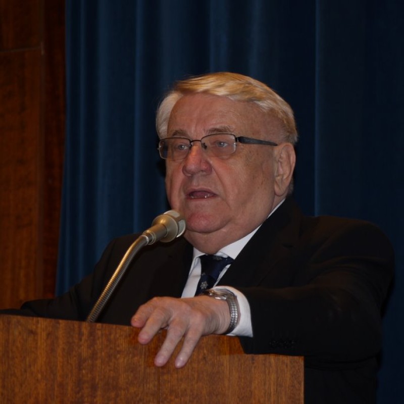 : Walter Url bei seiner Ansprache beim Fest seines 80. Geburtstags im NHM Wien